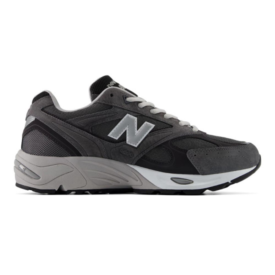 New Balance  880R